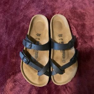 Birkenstock Mayari sandals